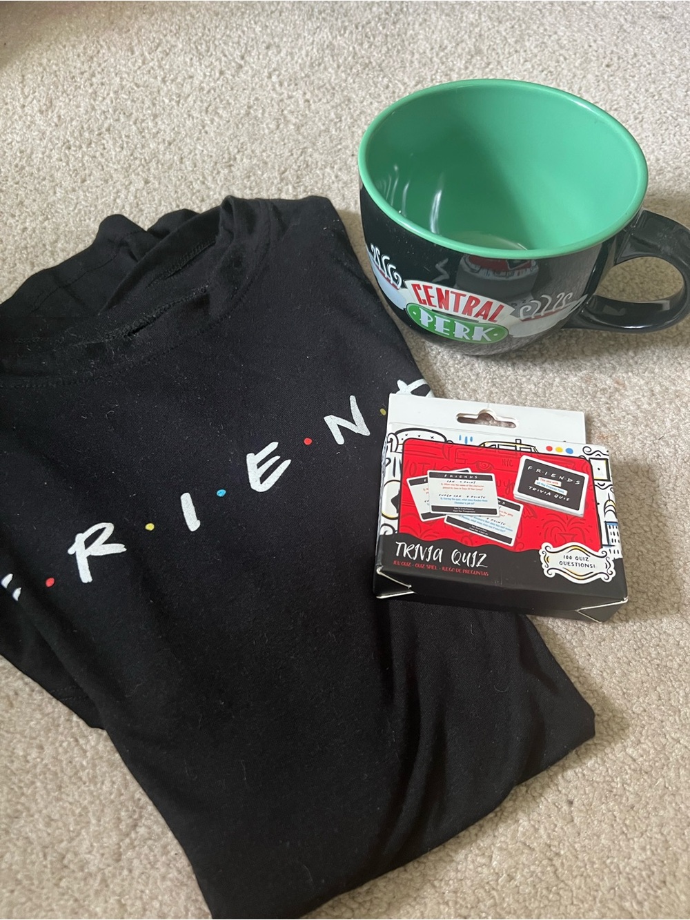FRIENDS Black Logo T-Shirt with Central Perk Mug & Trivia Cards